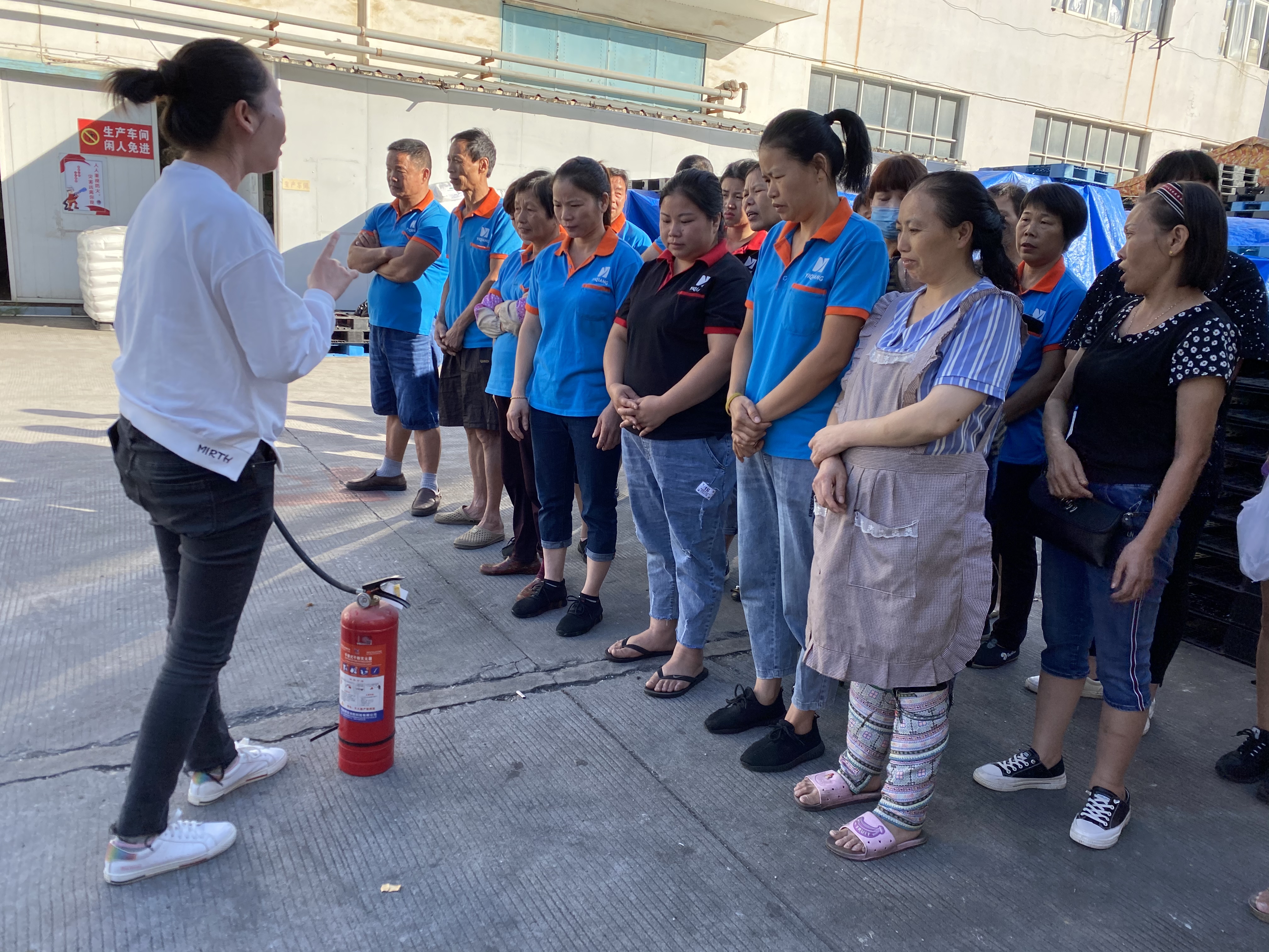 The company organizes employees to carry out fire drills
